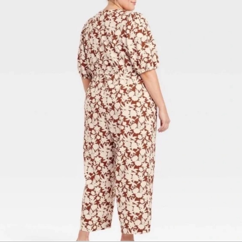 NWT Universal Threads Romper - Picture 2 of 5